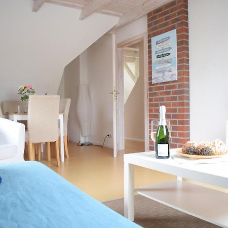Ferienwohnung Hafenwestseite Neustadt 노이슈타트인홀슈타인 외부 사진